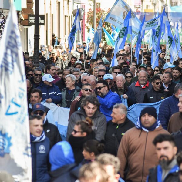 Furlán pide que se avance con un paro contra la reforma laboral